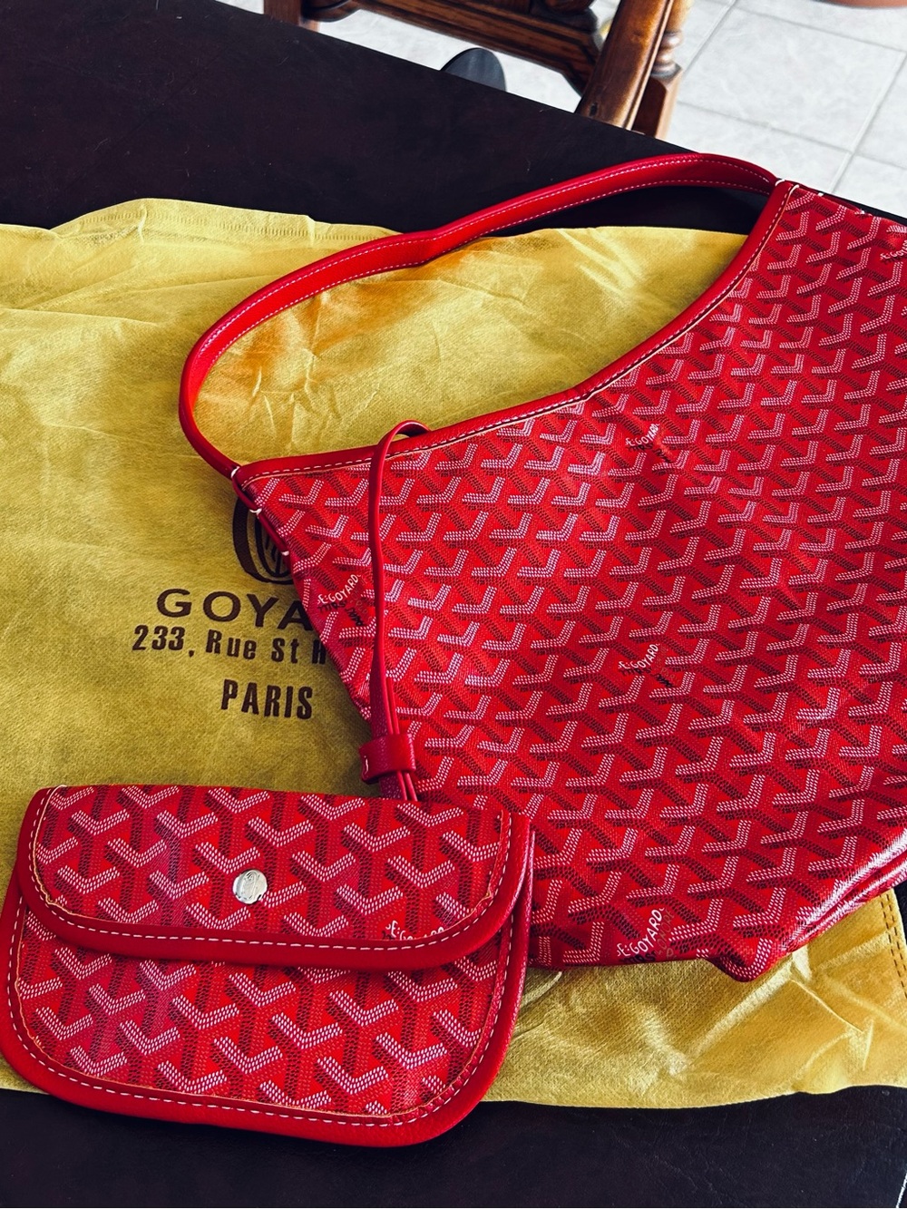 New Dog Tooth Print Red Shoulder Bag with Matching Pouch